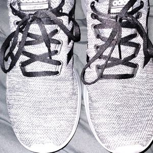 Men's Adidas Black and Grey Cloudfoam like new